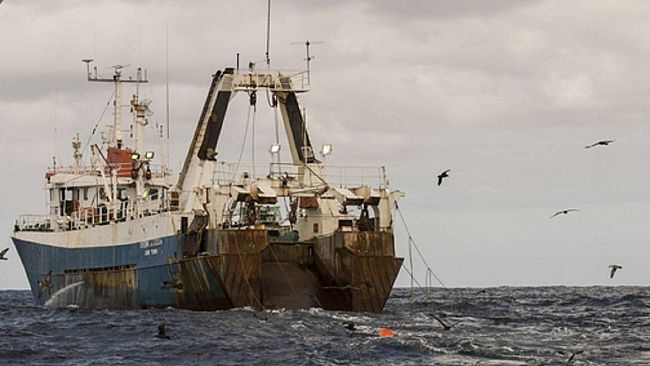 FAI-FLAI-UILA: “Pesca siciliana minacciata da un decreto ministeriale. Appello alla Regione in difesa delle 31 marinerie dell’Isola”