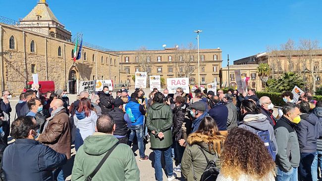 “Ultimatum alla politica”, presenti anche i ristoratori trapanesi: «Non ci fermeremo»