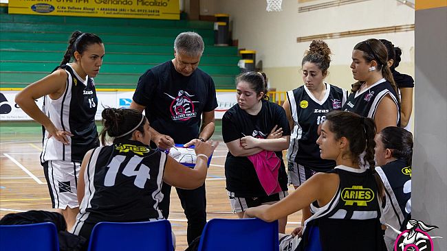 la-102-basket-erice-batte-scicli-e-conquista-la-finale-per-la-serie-b