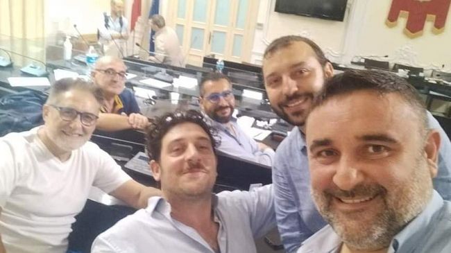 Trapani, al Consiglio è scontro tra opposizione e maggioranza sui gettoni di presenza