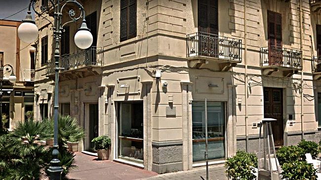 Rapinata una gioielleria del centro a Mazara, la criminalità continua a “sfuggire di mano” allo Stato