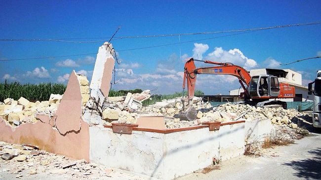 Marsala, Case abusive in riva al mare, completato secondo lotto demolizioni