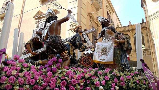 Processione dei Misteri, 122 Ricami organizza una mostra fotografica