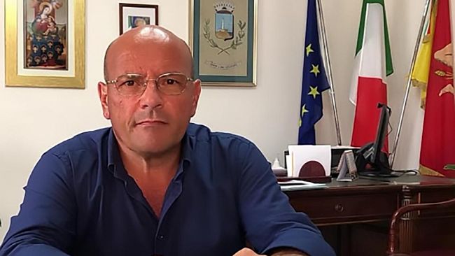 Emergenza incendi, il sindaco Peraino: “Atto criminale”