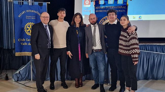 L'​Interact Club al Liceo Cipolla relaziona sulla sicurezza stradale