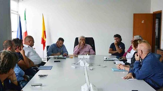 Mazara, riunione operativa sul piano spiagge: zone dedicate gli animali domestici e accessibilità in tutti i lidi per i diversamente abili