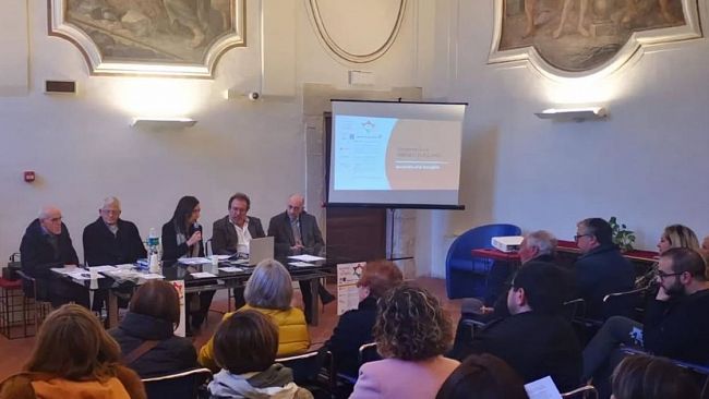 Un aiuto concreto per le famiglie: ad Alcamo nascono i Gruppi di Auto Mutuo Aiuto