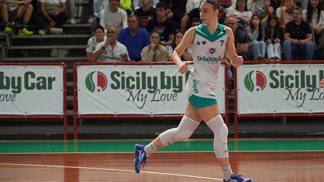 Basket femminile, terza sconfitta per la Sicily by Car. Segnali positivi contro Umbertide