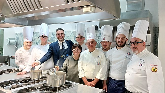 Erice, cerimonia di premiazione per gli studenti del Florio campioni di cucina a Rimini