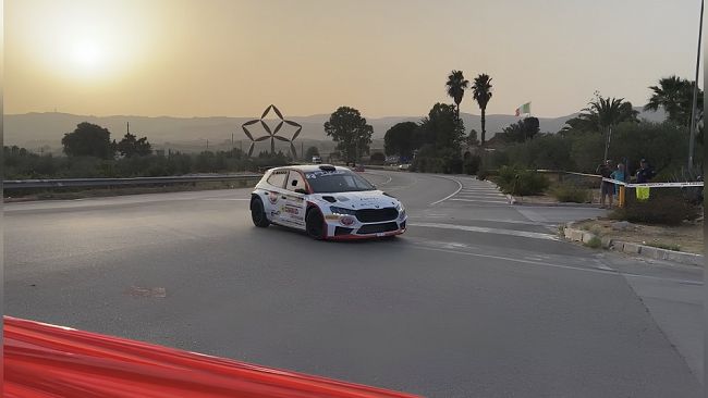 Alessio Pollara al comando del Rally Valle del Belice dopo le prime due prove speciali  
