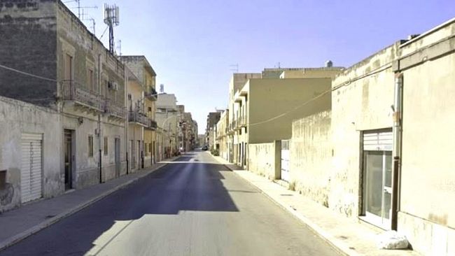 trapani-lotta-tra-la-vita-e-la-morte-il-bambino-precipitato-dal-terzo-piano