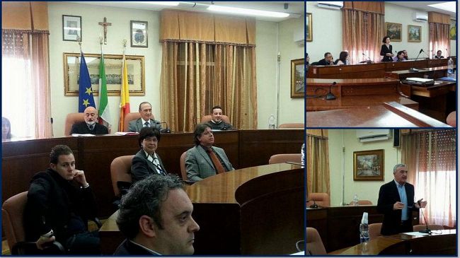 CAMPOBELLO – Un nuovo regolamento per il commercio su aree pubbliche e due proteste contro gli aumenti del contributo irriguo e la soppressione dell’ufficio dell’Agenzia delle Entrate di Castelvetrano.