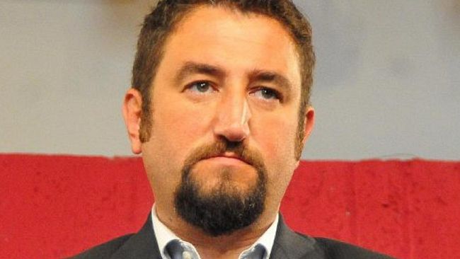 L’On. Cancelleri (M5S) definì l’On. Lo Sciuto: ” Impresentabile e amico di Messina Denaro” arrivano le scuse ed i chiarimenti.