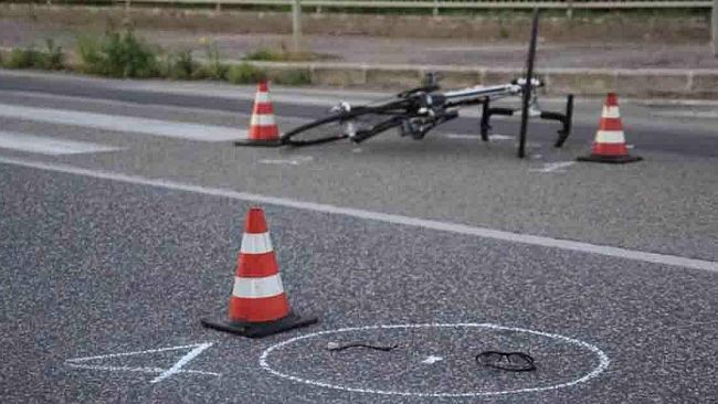 Marsala, Diocesi e Pro Loco 2.0 donano ai migranti 900 corpetti con rifrangenti