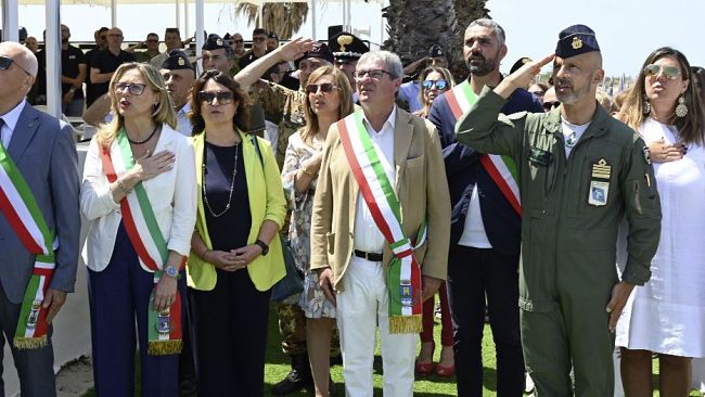 37-stormo-il-lido-azzurro-riapre-tra-sicurezza-solidarieta-e-inclusione-al-via-il-progetto-lido-senza-barriere