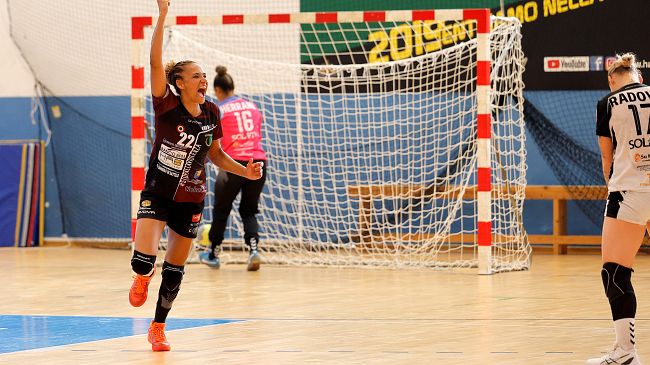 handball-erice-nuoro-volano-in-semifinale