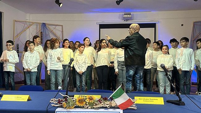 Ali della Libertà: Celebrazione dei Diritti dell'Infanzia e dell'Adolescenza