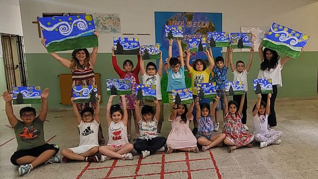 gli-studenti-della-nino-atria-hanno-preparato-il-progetto-i-colori-delle-parole