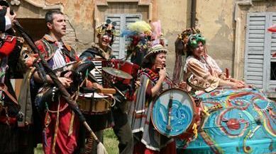 GIBELLINA – “Orestiadi nel segno del contemporaneo”, martedì «Fiesta» in piazza