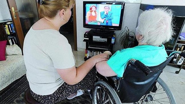 Ruba 50mila euro ad un anziano. Colf  di Castellana Sicula incastrata dalle telecamere !