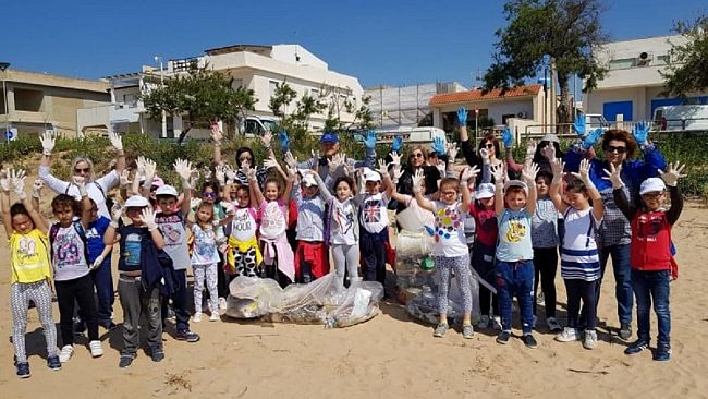 Oltre 300 alunni dell’Istituto comprensivo “Pirandello – S. Giovanni Bosco” assieme all’Amministrazione alla “Giornata Ecologica”