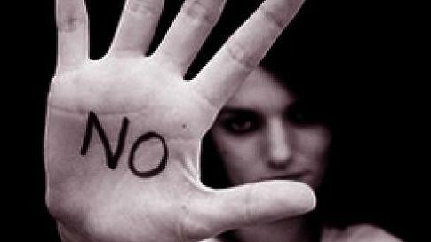 Giornata Internazionale per la Lotta alla Violenza di Genere 2017, l’11 dicembre lo spettacolo teatrale “Cambia.Menti”