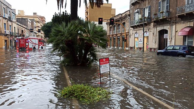 Trapani è in ginocchio: disposta la chiusura delle scuole