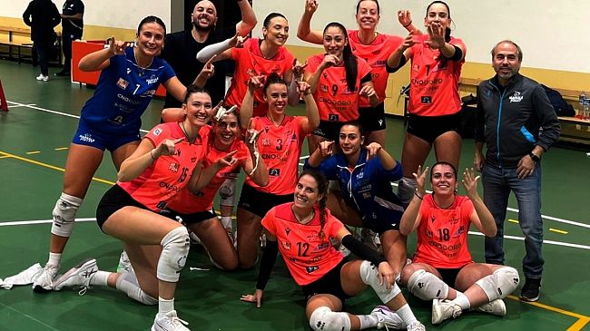 Seconda vittoria consecutiva per l’EnoDoro Marsala Volley che continua la scalata alla classifica