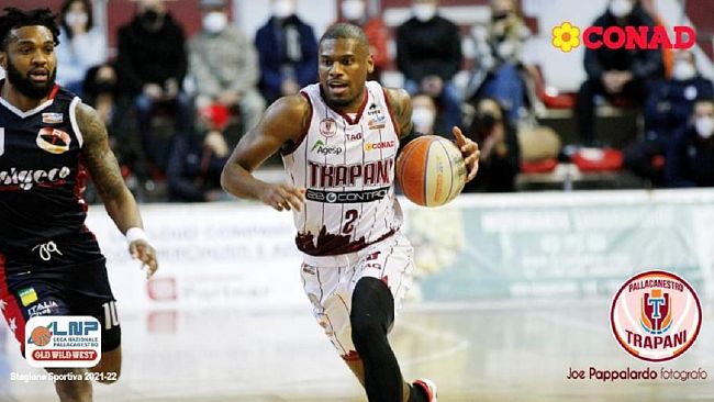 Pallacanestro Trapani, domani arriva la Lux Chieti dell'ex Marco Calvani