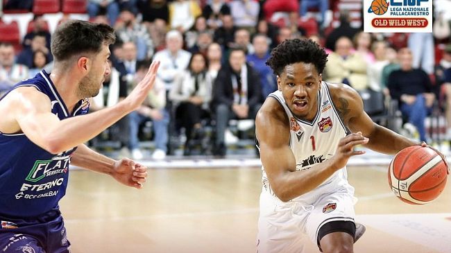 Trapani Shark è in clima playoff: battuta la Fortitudo Bologna