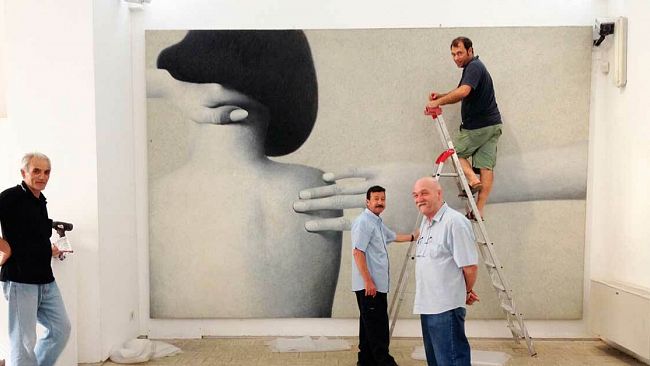 Una tela “Sull’Amore” di 5 metri apre l’antologica di Sarnari al Carmine di Marsala