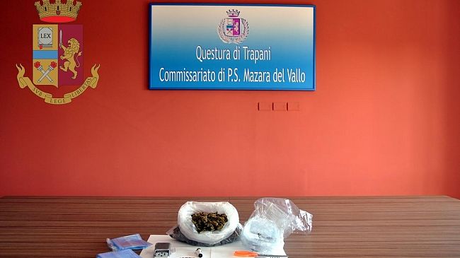 Mazara, la Polizia arresta due pregiudicati mazaresi e sequestra droga per un valore di 80.000 euro