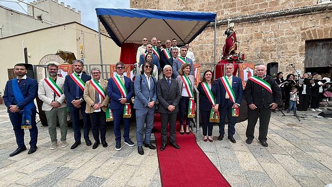 Campobello, il sindaco Castiglione partecipa al meeting dei paesi di San Vito