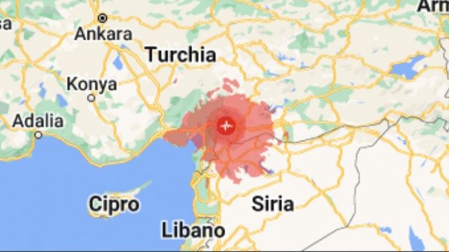 Scossa di terremoto in Turchia, oltre 100 i morti