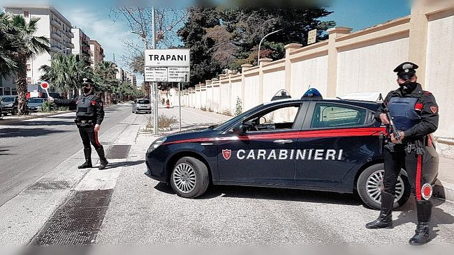 Controlli dei carabinieri per la salvaguardia dei cittadini e dei lavoratori