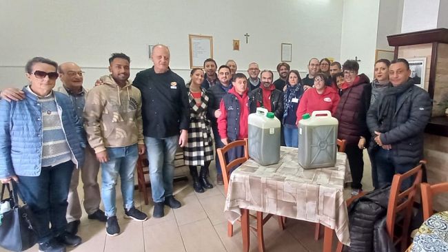 Olio solidale per la mensa sociale di Trapani