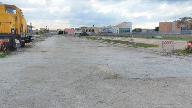 Marsala. Area parcheggio nell'ex scalo merci della stazione ferroviaria