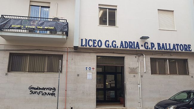 Liceo, proteste studenti: freddo nelle aule. La Dirigente “stiamo provvedendo”