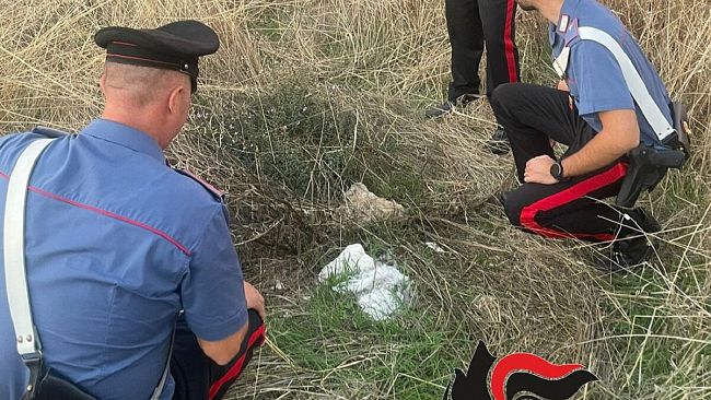 Abbandonarono il figlio appena nato: due arresti