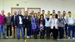 Mazara, Il Mazara Calcio promuove l’iniziativa “CalciAMO TUTTI INSIEME” e incontra i bambini della scuola elementare “Santa Caterina”