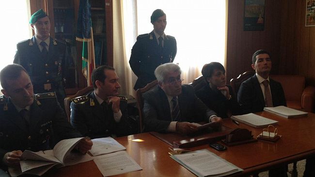 video-sequestro-beni-e-liquidita-per-circa-127milioni-di-euro-all-imprenditore-michele-licata-conferenza-stampa-alla-procura-della-repubblica-di-marsala