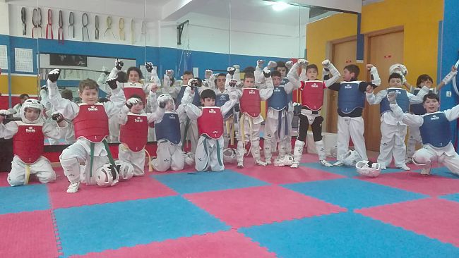13 medaglie agli interregionali Kids Cup per la Taegym Academy