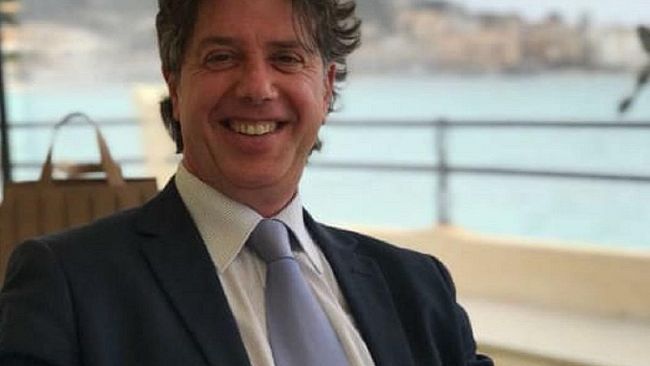 A Campobello il Sindaco Castiglione :”Non ci saranno luminarie, aiuteremo le famiglie bisognose”