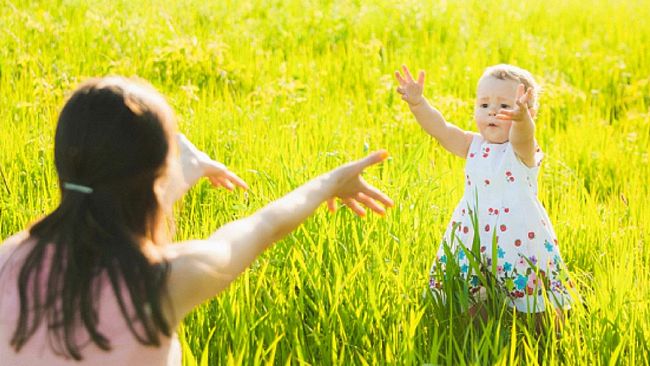 Un abbraccio tra una madre e una figlia vale più della vita