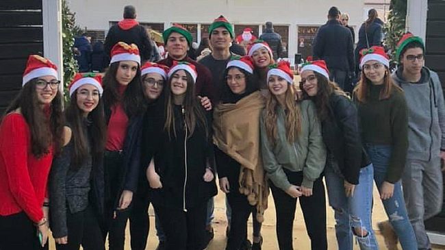 Al Villaggio degli elfi a Triscina la torta più grande del Belice, musica, balli, degustazioni e tanto divertimento