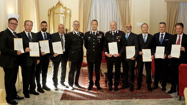 Il Generale Galletta premia gli investigatori per l’operazione “Scrigno