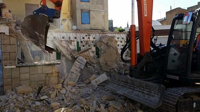 Verso il completamento di Piazza Regina, Cristaldi: “Un posto piacevole dove incontrarsi”