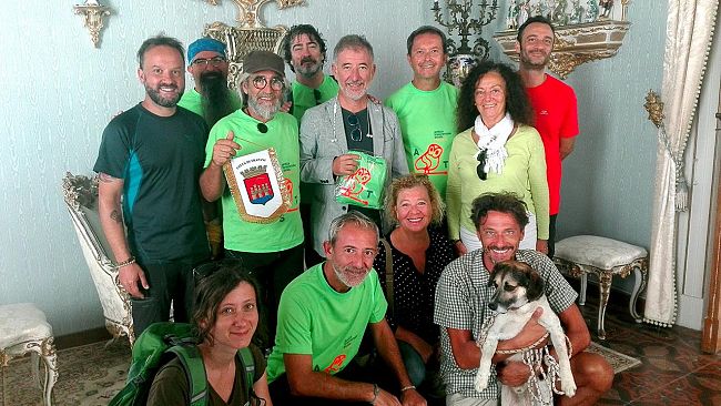 Delegazione di camminatori della Trasversale Sicula a Palazzo D’Alì