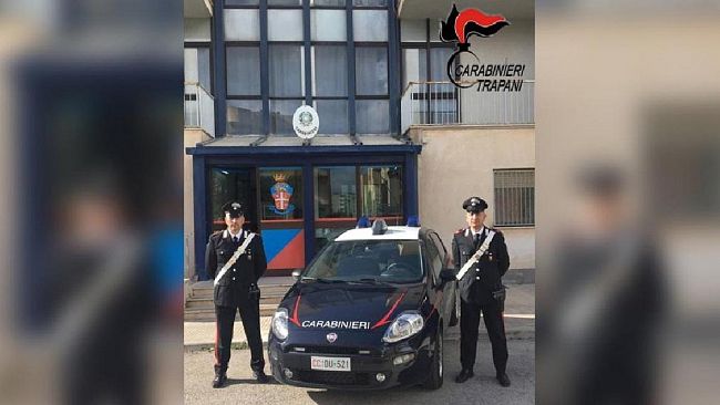 Trapani. Maltrattamenti ed evasione. Due arresti dei Carabineiri