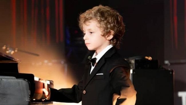 Buseto Palizzolo, il talentuoso Alessandro Gervasi sarà Peppino di Capri da bambino nel nuovo film tv della Rai